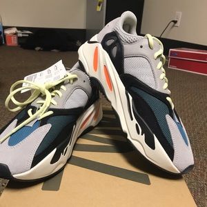 Yeezy Boost 700 Waverunner OG
